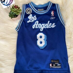 Lakers Kobe #8 Vintage Jersey M youth/ S Women’s